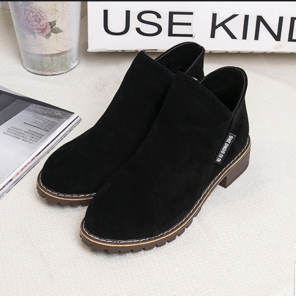 Foax suede ankle boots